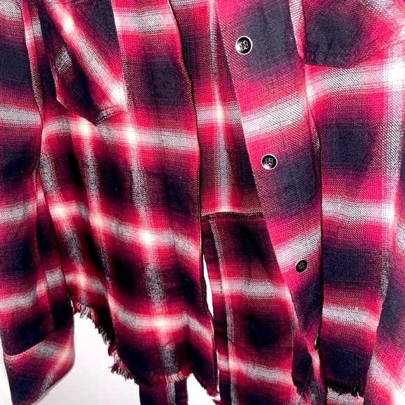 Bella Dahl Red Plaid Frayed Flannel Shirt LIKE NEW - Picture 7 of 16